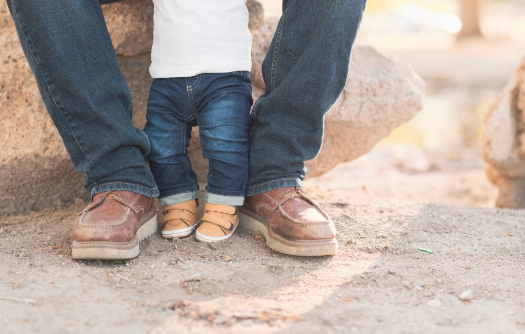 Family photoshoot hesperia lakes park California with Jake Shoots People