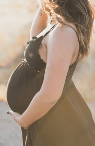 Maternity photoshoot Lucerne Valley California with Jake Shoots People