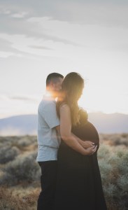 Maternity photoshoot Lucerne Valley California with Jake Shoots People