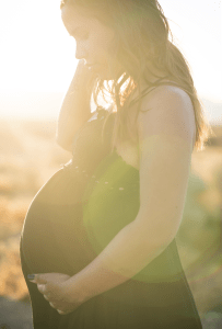 Maternity photoshoot Lucerne Valley California with Jake Shoots People
