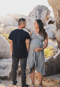 Maternity photoshoot Lucerne Valley California with Jake Shoots People