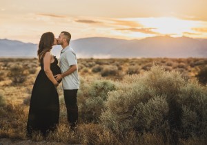 Maternity photoshoot Lucerne Valley California with Jake Shoots People